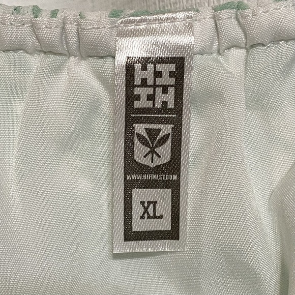 Hawaii's Finest Hawaiian Quilt Print Spaghetti Strap Crop Top XL Green White - Picture 4 of 6